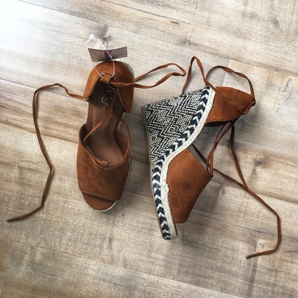 Sugar Shoes - Sugar Brand Shayla boho wedge shoes - size 8 (NWT)